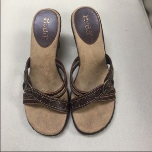 Mudd brown slide on heels